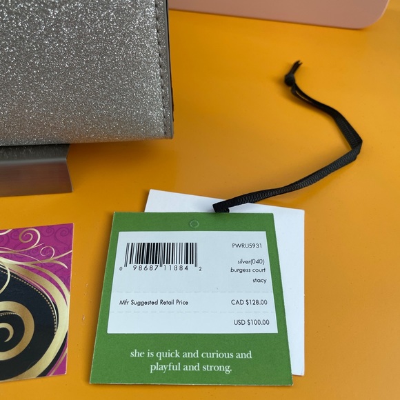 NWT Kate Spade Burgess Court Stacy bifold wallet PWRU5931 / Silver Glitter - Picture 4 of 4
